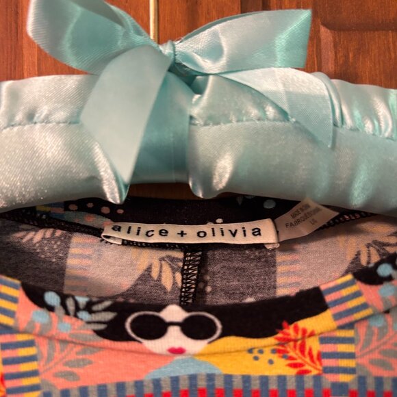 Alice + Olivia Whimsical Stace Face Long Sleeve - Picture 4 of 9